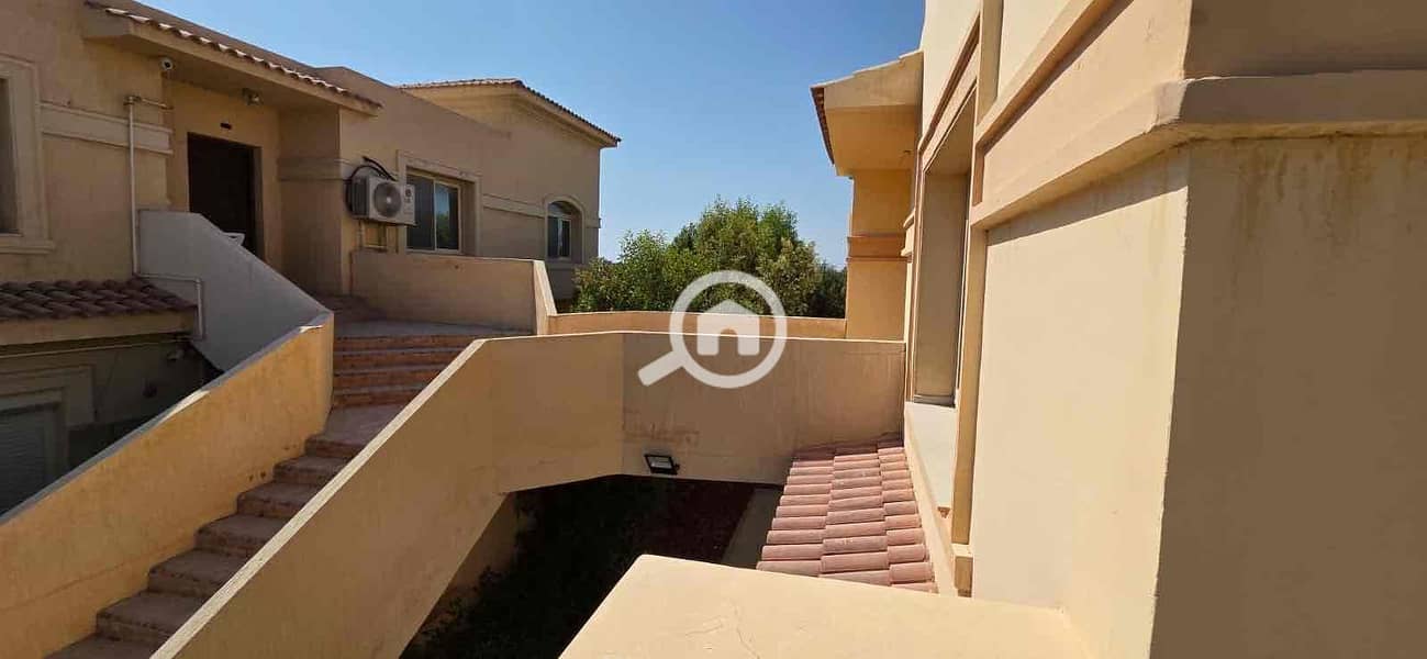 5 b849935e-4926-434a-bf78-56fef86ef5c3. jpg