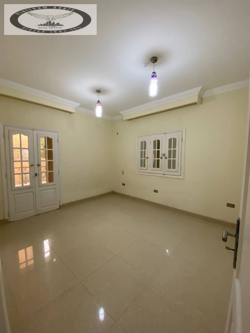 7 e144f2ba-4144-4445-8169-bb8d0fd60c0f. jpg