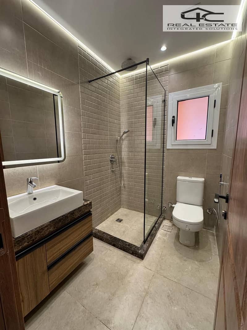 5 WhatsApp Image 2025-12-02 at 4.39. 34 PM. jpeg