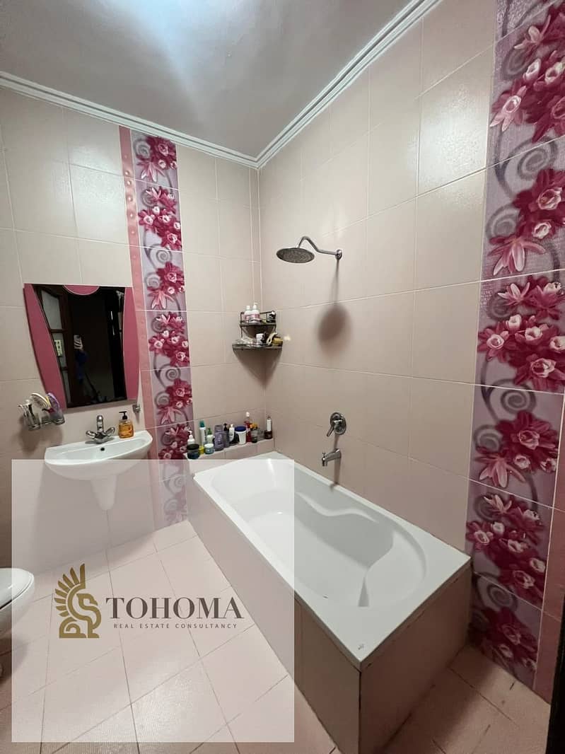 7 ed955037-63a4-48d8-bb5f-2d00690f3a57. jpg