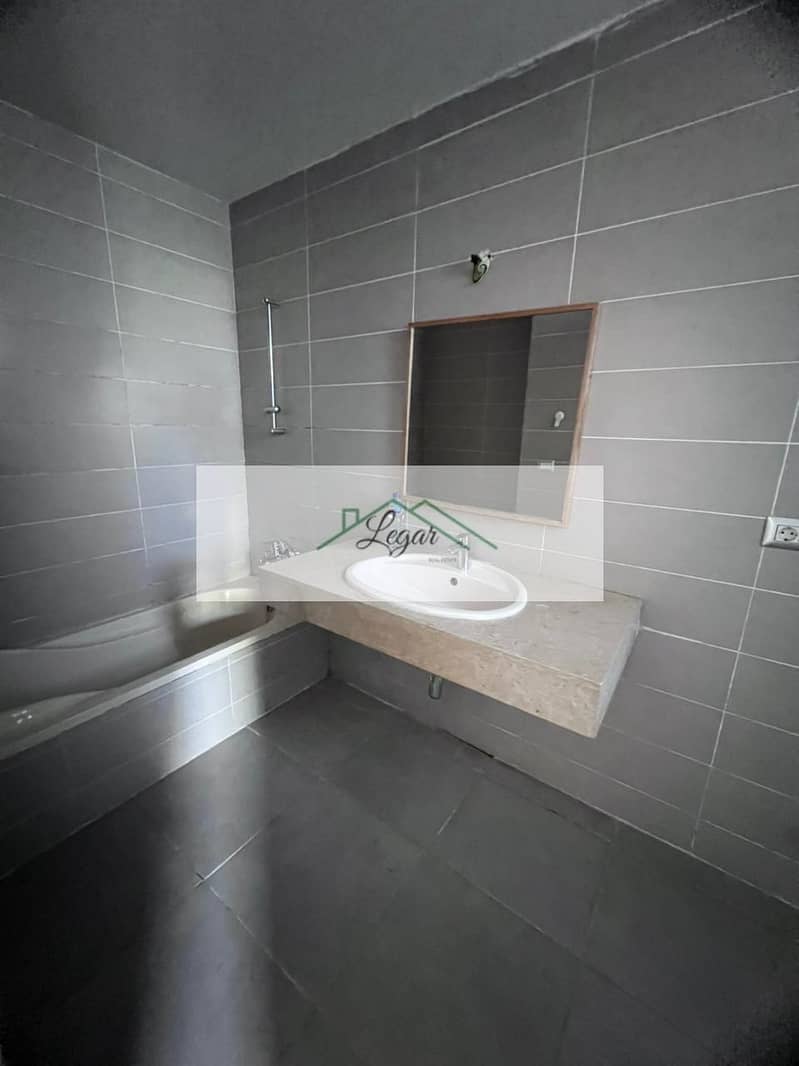 14 IMG-20251202-WA0222. jpg