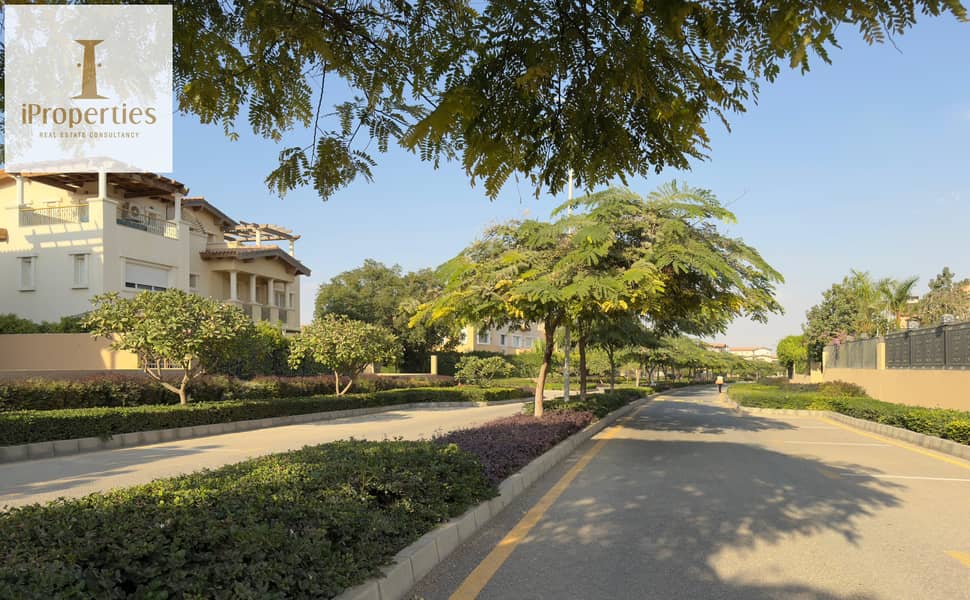 10 f9b73a9b-9da9-40f5-aafb-0c0f5a529cc5. png