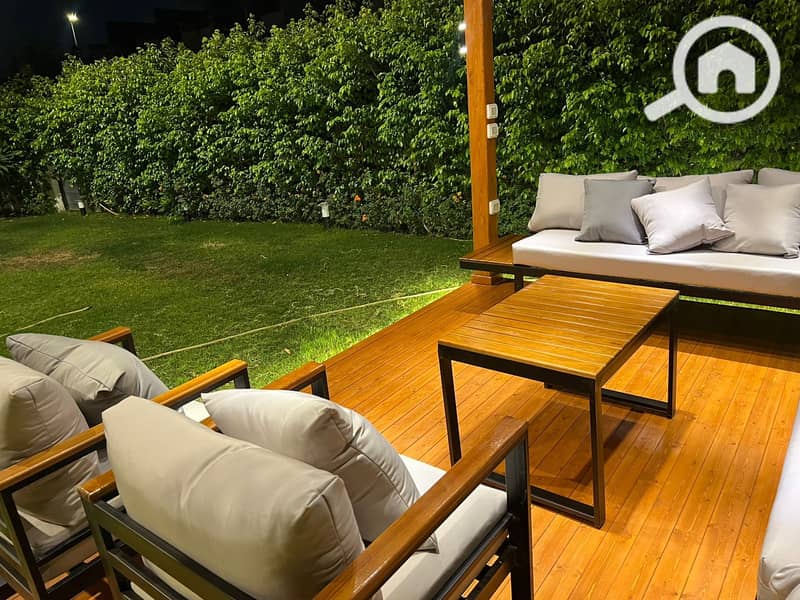 10 342fe214-e131-45e2-8ad5-894f66222452. jpg