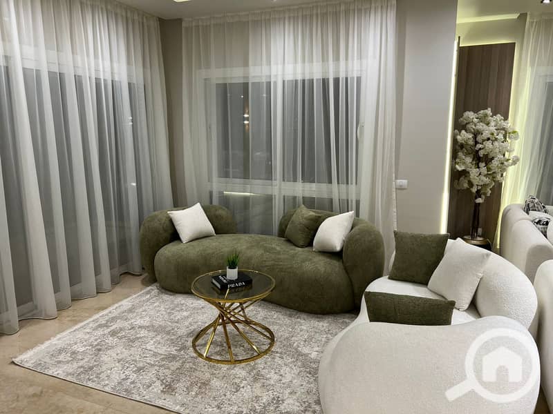 21 fc3a5447-3004-41db-9f32-4da50850a8a9. jpg