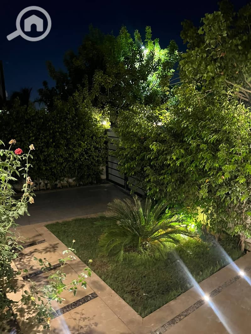 22 fefac277-1d2b-4da2-ac13-28e2b99ec697. jpg