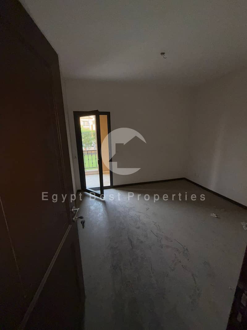 9 WhatsApp Image 2025-12-01 at 13.06. 45_00338ee8. jpg