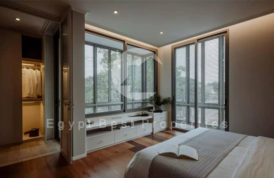 20 4695271-ba4c5o. jpg