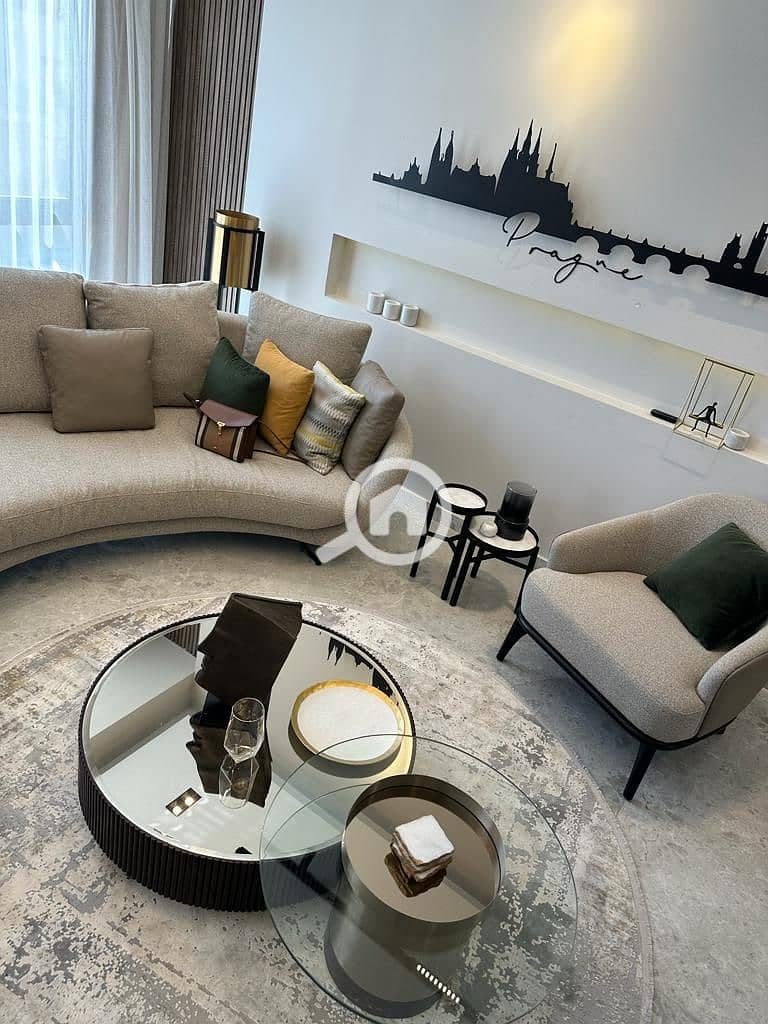 9 WhatsApp Image 2025-12-02 at 16.54. 56 (2). jpeg