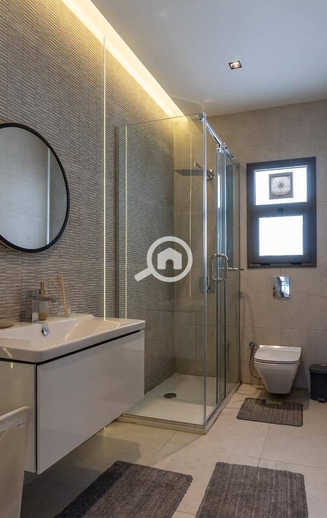 12 WhatsApp Image 2025-12-02 at 16.54. 55 (1). jpeg