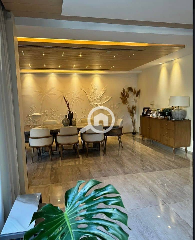 3 591496648_1924516315127548_6630492618211723313_n. jpg