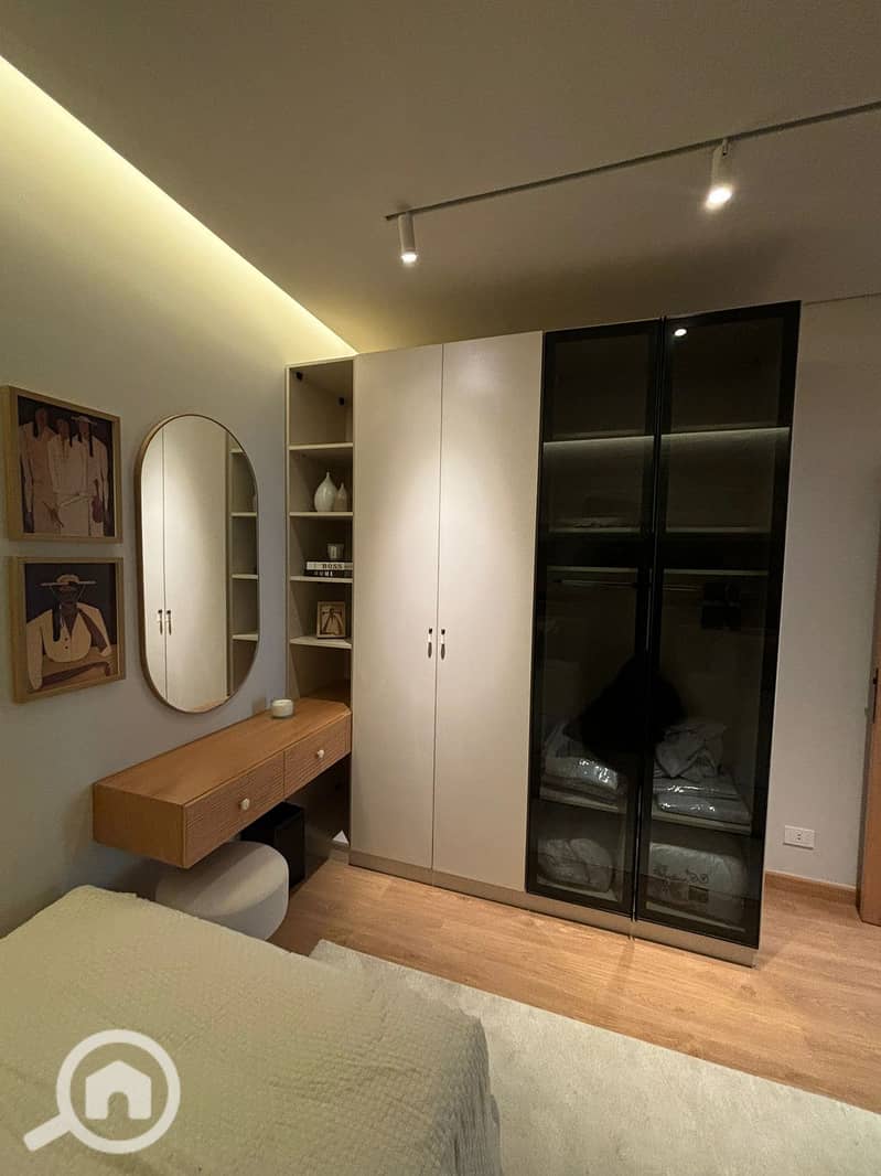 5 0c7c9c7f-6afb-428b-b52d-3c12abef4458. jpg