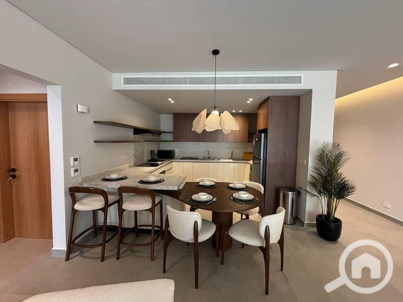 13 459749ef-edfe-4d61-8645-73f9c92629b9. jpg