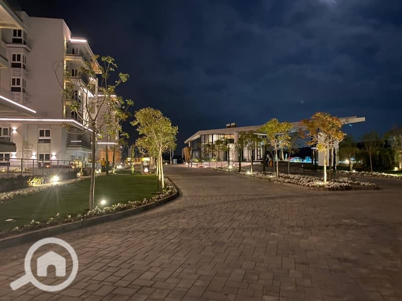 6 i city                         . jpg