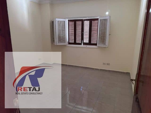 2 57ec791e-6049-42f3-8186-32b2183b1fe1. jpg