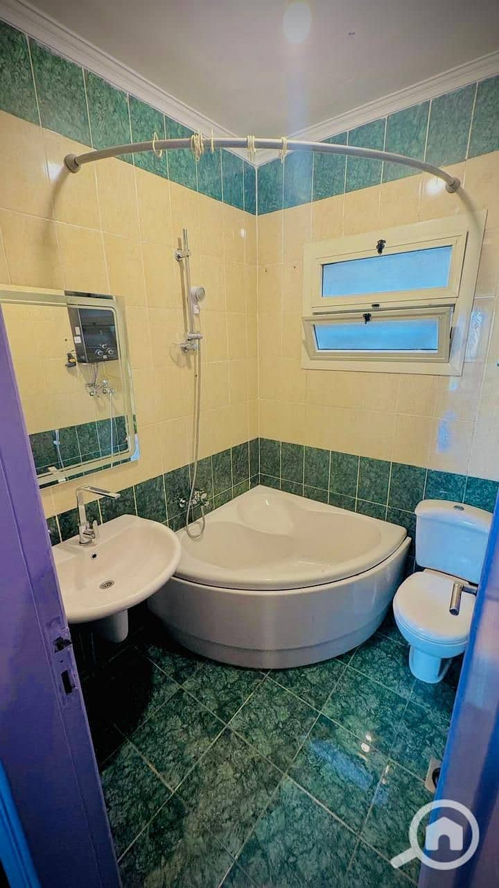 10 WhatsApp Image 2025-12-02 at 11.59. 30. jpeg