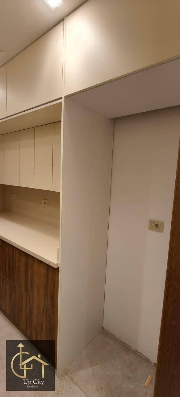 6 2a295e2c-cc75-490a-80a9-7057bd3881a8. jpg