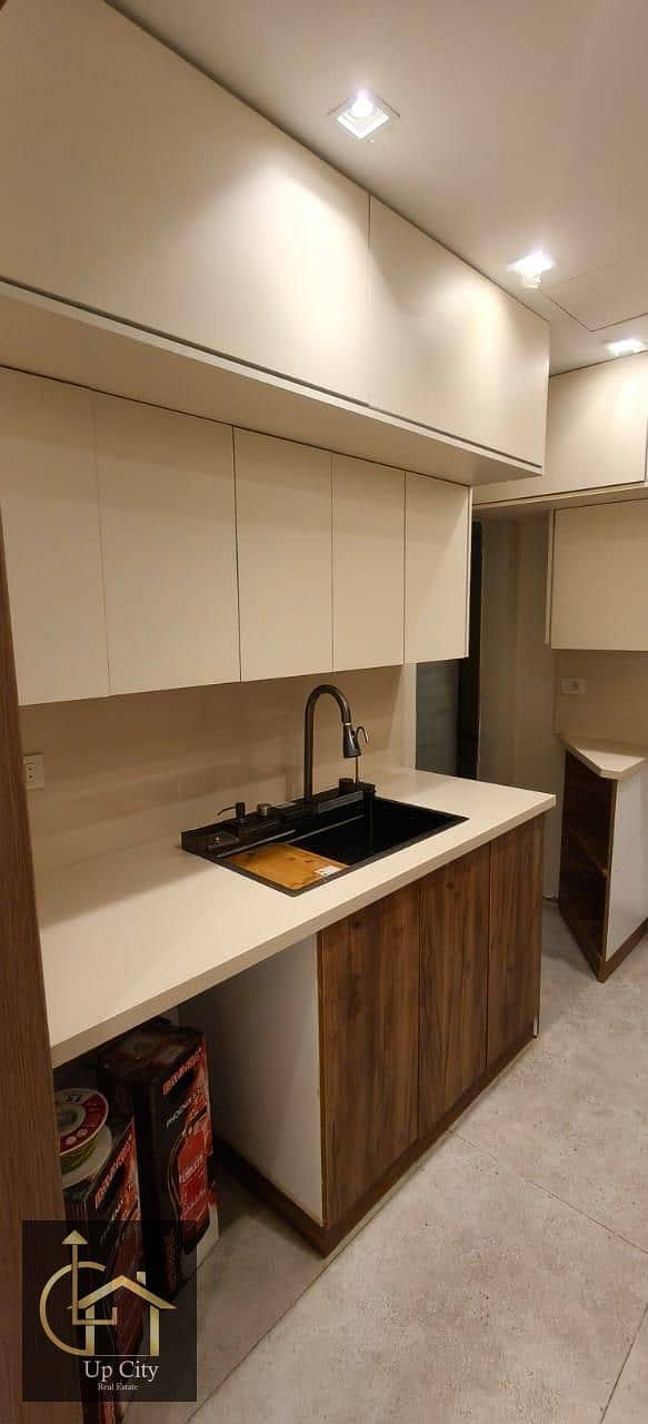 16 724955f8-d671-462c-a1d7-8b2ffabe978a. jpg