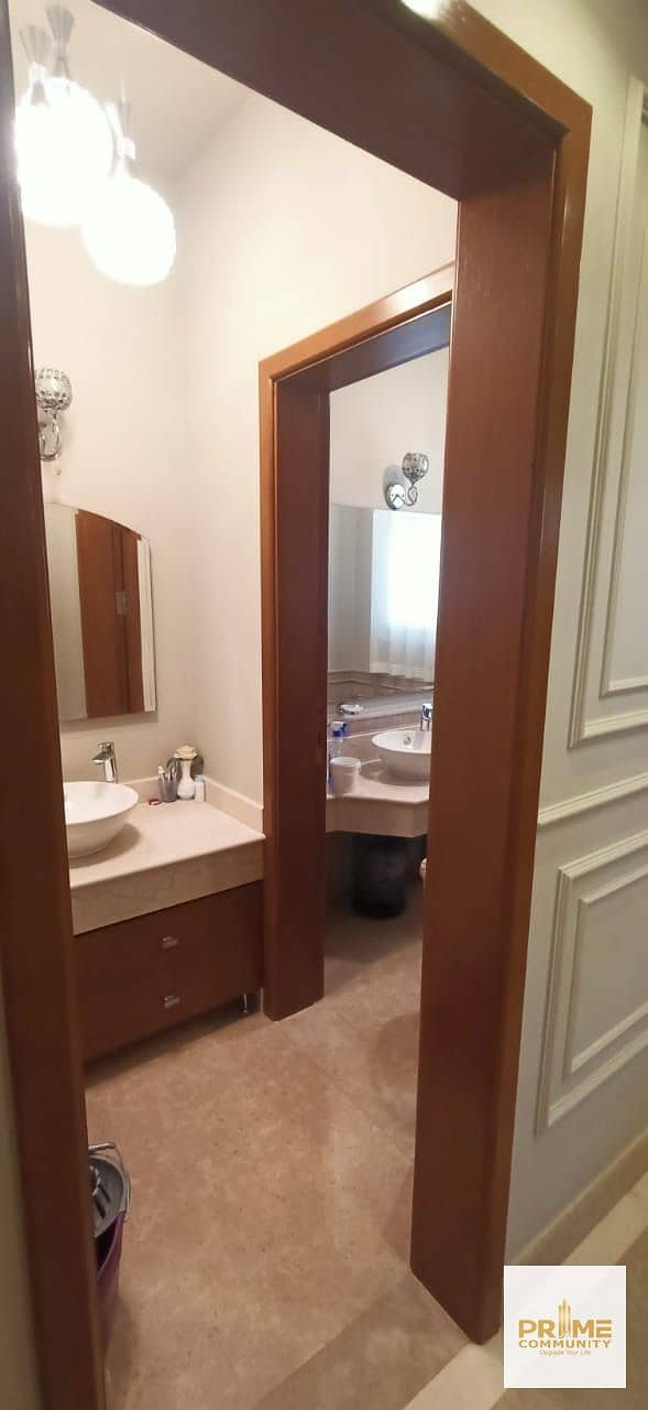 8 WhatsApp Image 2025-09-29 at 16.20. 05_b2a6af48. jpg