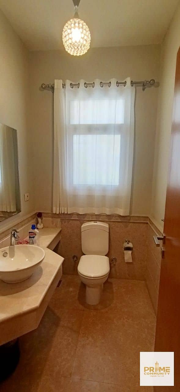 9 WhatsApp Image 2025-09-29 at 16.20. 05_b76885ee. jpg