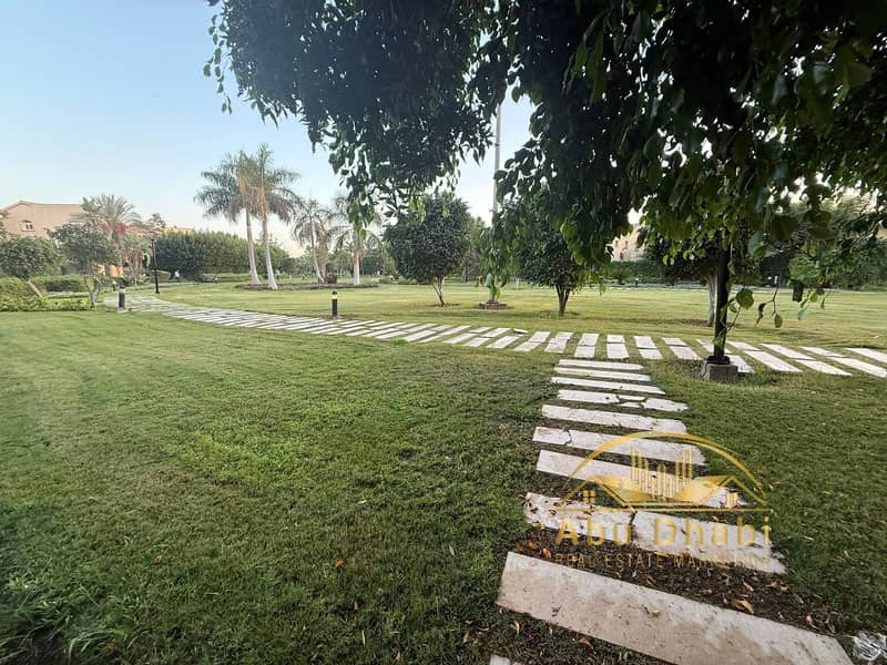 9 558226372_791817250261840_2849444868317543518_n. jpg