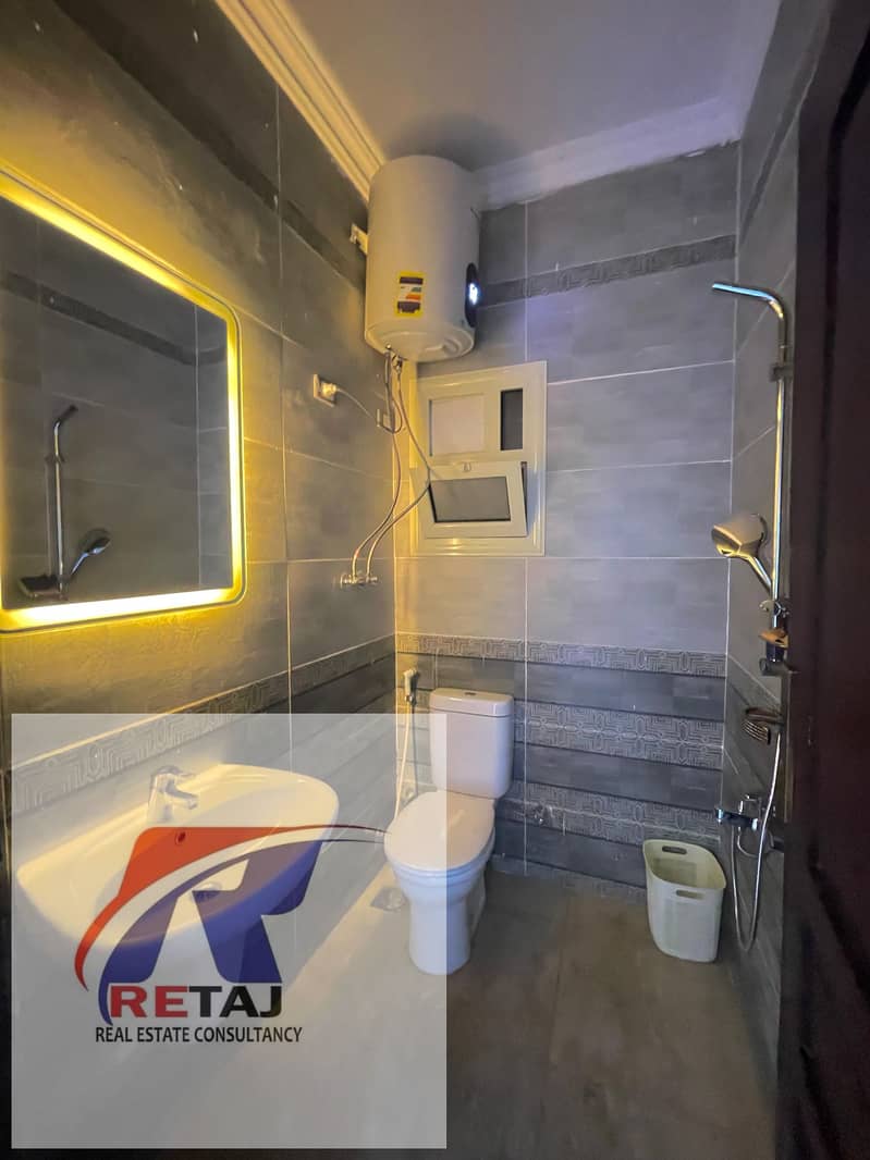 10 WhatsApp Image 2025-12-01 at 7.21. 13 PM (3). jpg