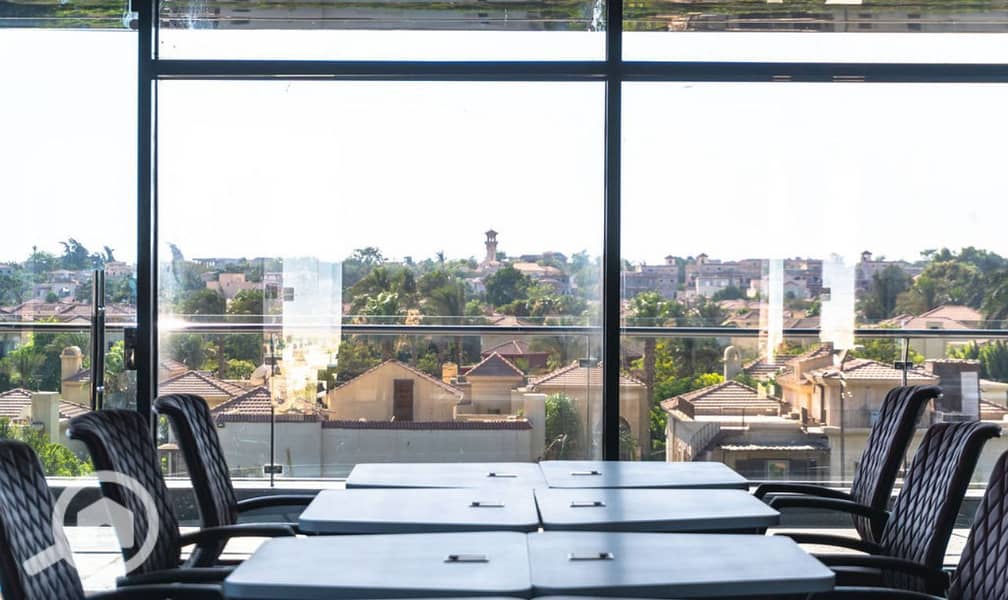 3 a92b1c0c-d047-4bf9-b7f5-99472d4665fb. jpg