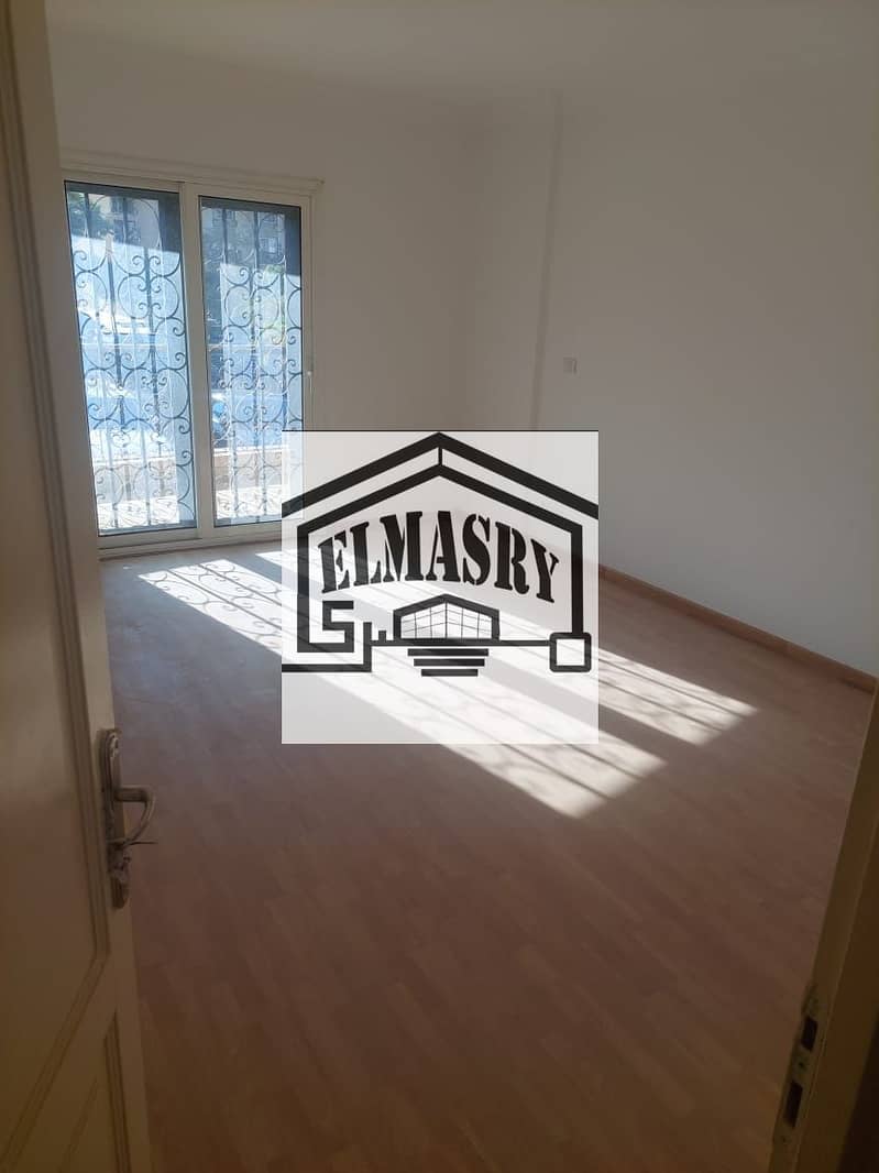 10 b67cfd87-929d-4f35-949f-8593c1fbcdde. jpg