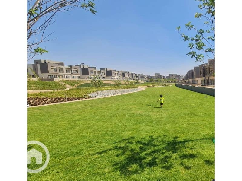 10 WhatsApp Image 2025-12-02 at 4.35. 41 PM. jpeg