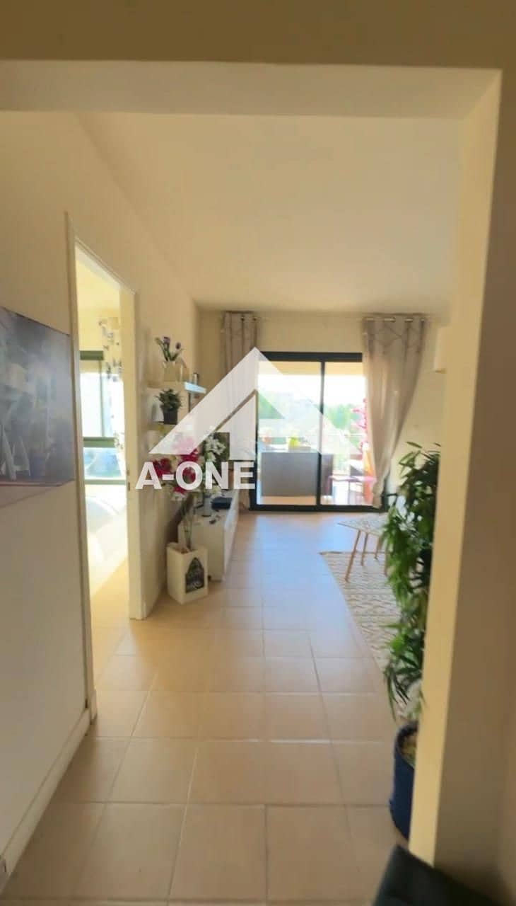 8 5a458809-ef40-4dd1-b896-c099ee8ce387. jpg