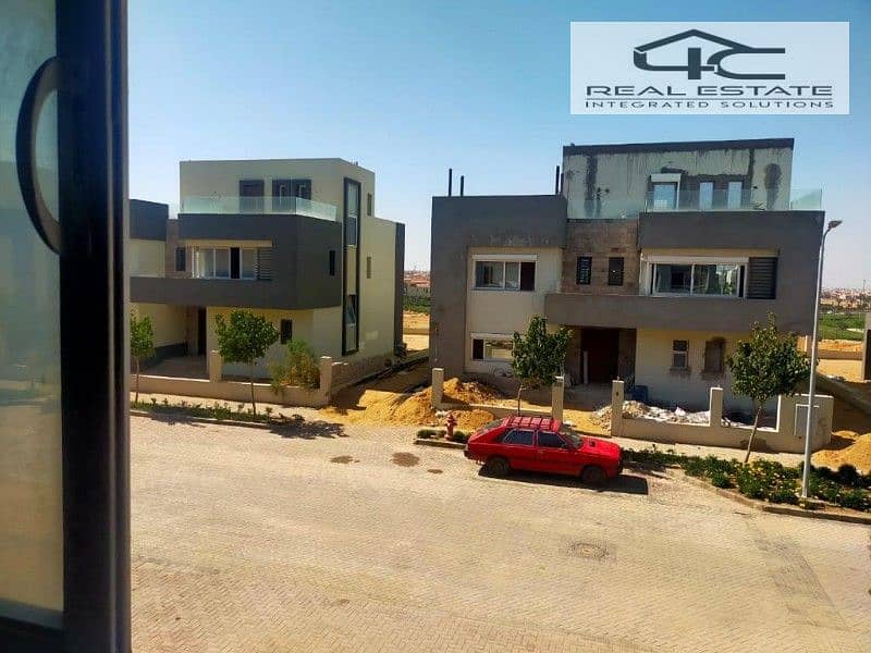 10 WhatsApp Image 2023-10-10 at 7.00. 58 PM (1). jpg