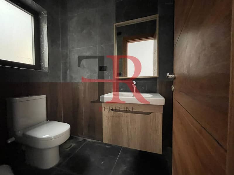 7 WhatsApp Image 2025-12-02 at 5.21. 39 PM (3). jpeg