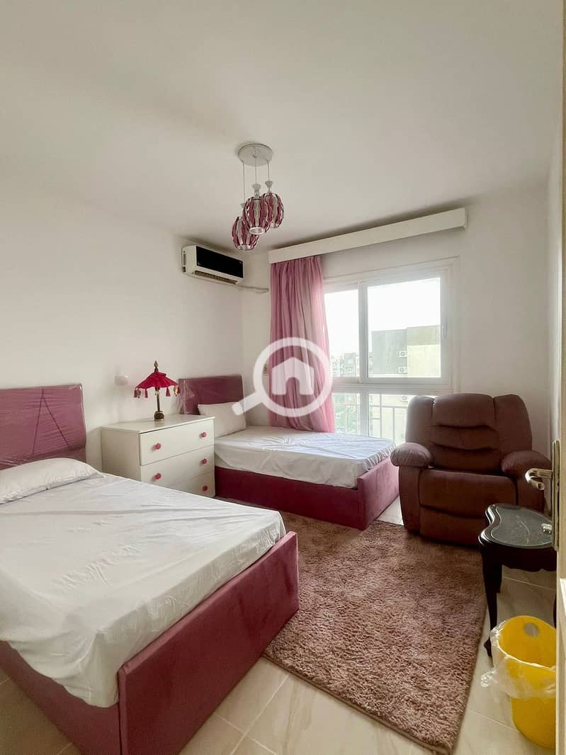 10 WhatsApp Image 2025-12-02 at 13.44. 48_b6e98214. jpg