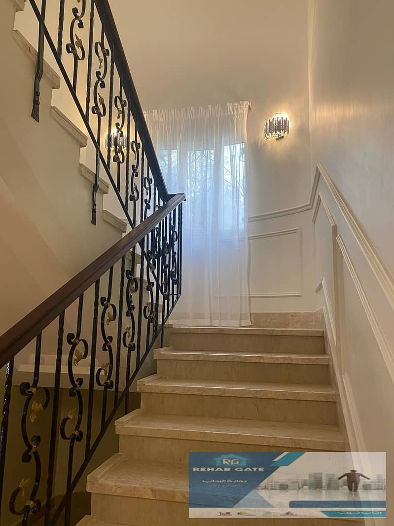 13 84955a7c-7eae-49ee-8f29-ed916d5cb2fb. jpg