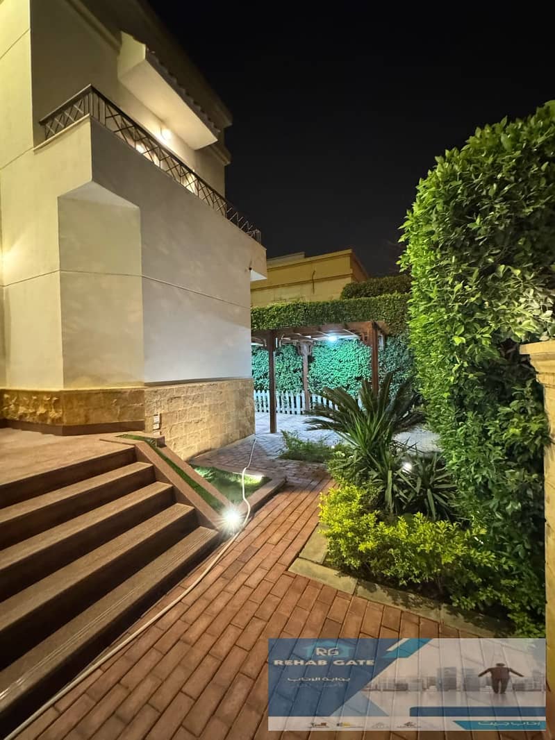 19 f599d230-f3ce-4a10-8934-9010c7ed23c8. jpg