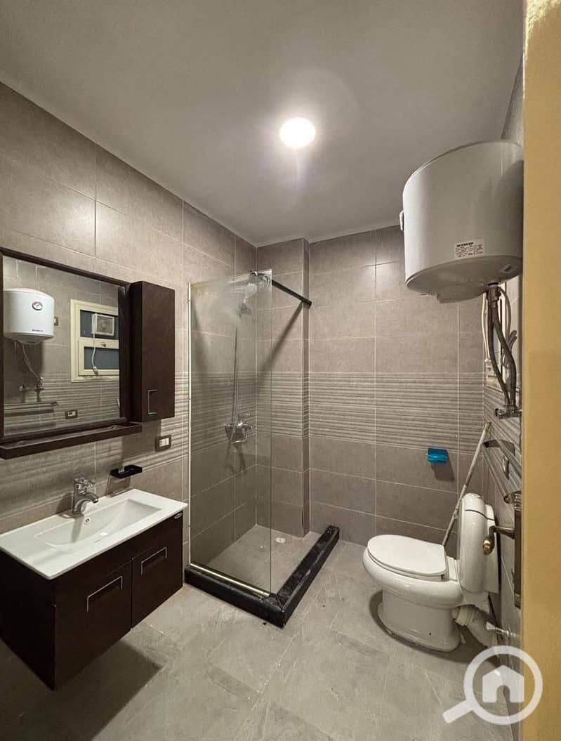 2 صورة واتساب بتاريخ 2025-12-01 في 22.19. 04_345892c1. jpg