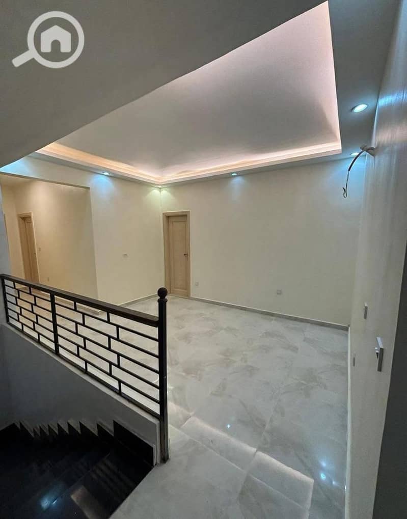 6 صورة واتساب بتاريخ 2025-12-01 في 22.19. 09_081609a5. jpg