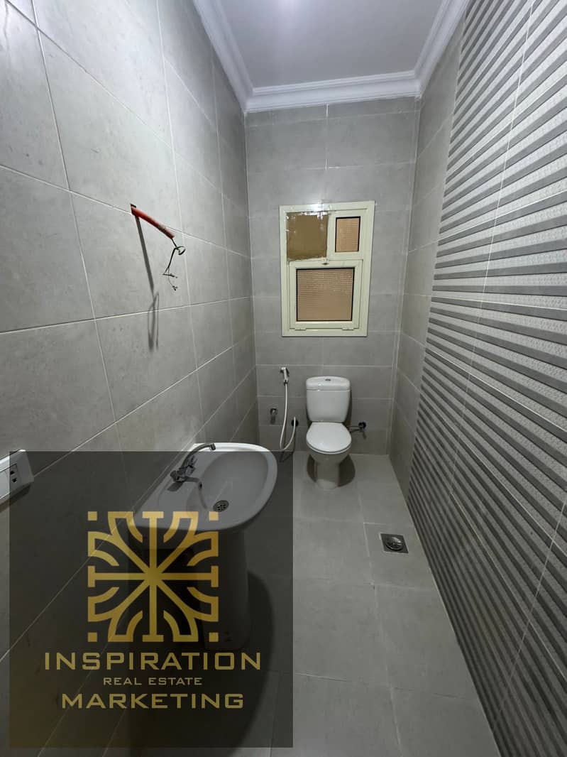 5 9deab3f8-bd6e-4c3d-80b8-e6e460c92a19. jpeg