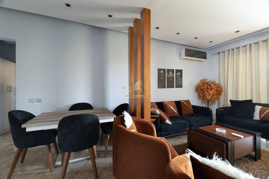 5 0V3A2695-Edit-Edit-Edit. jpg