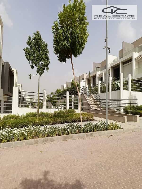 11 WhatsApp Image 2024-12-12 at 9.41. 37 PM (2). jpeg