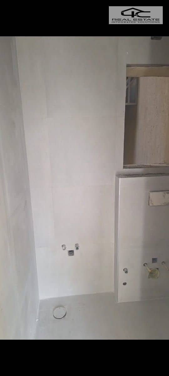 8 WhatsApp Image 2025-12-02 at 18.02. 55 (1). jpeg