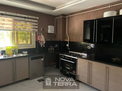 5 Bedroom Duplex for Sale in Sheikh Zayed, Giza - IMG-20251202-WA0019. jpg 5 Bedroom Duplex for Sale in Sheikh Zayed, Giza - IMG-20251202-WA0019. jpg