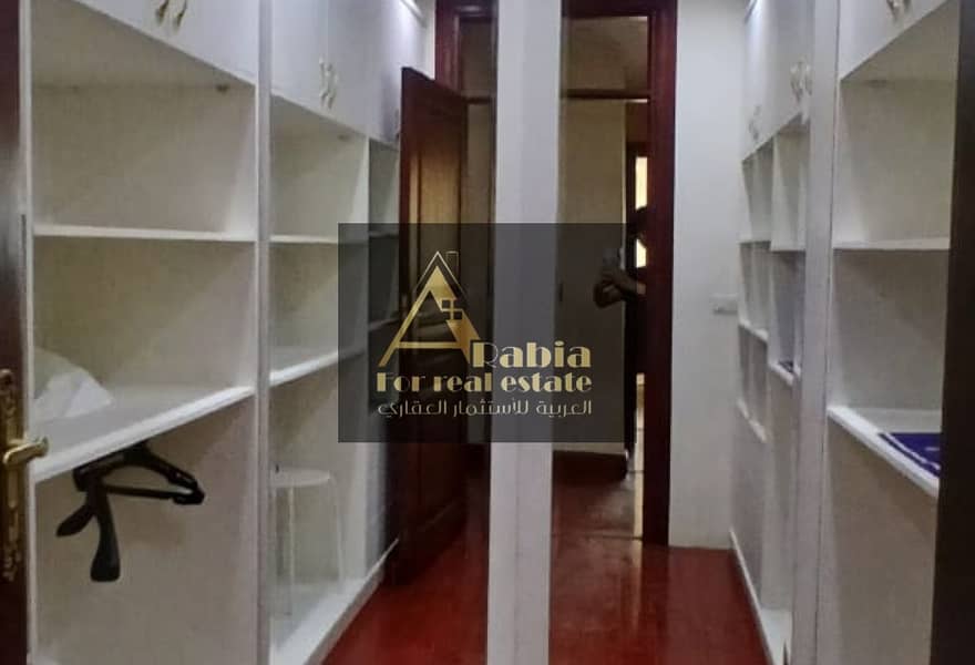 8 8800a431-30b2-477c-a686-916295a74956. jpg