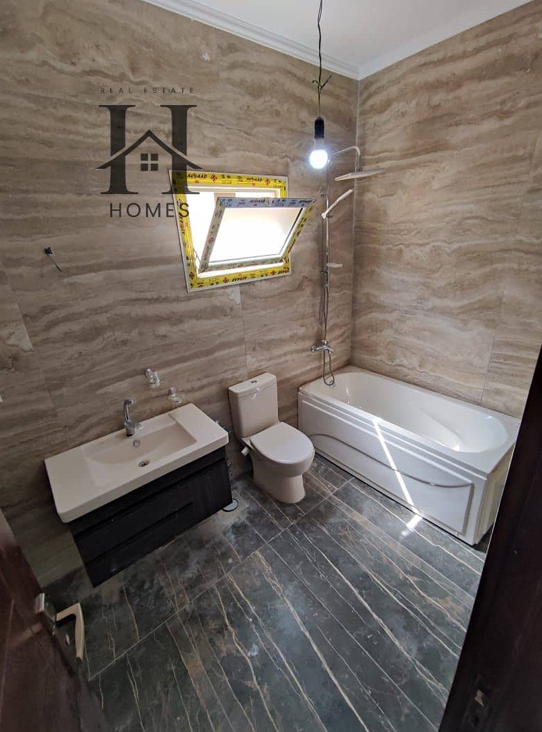 19 WhatsApp Image 2025-10-27 at 11.51. 48 AM. jpeg