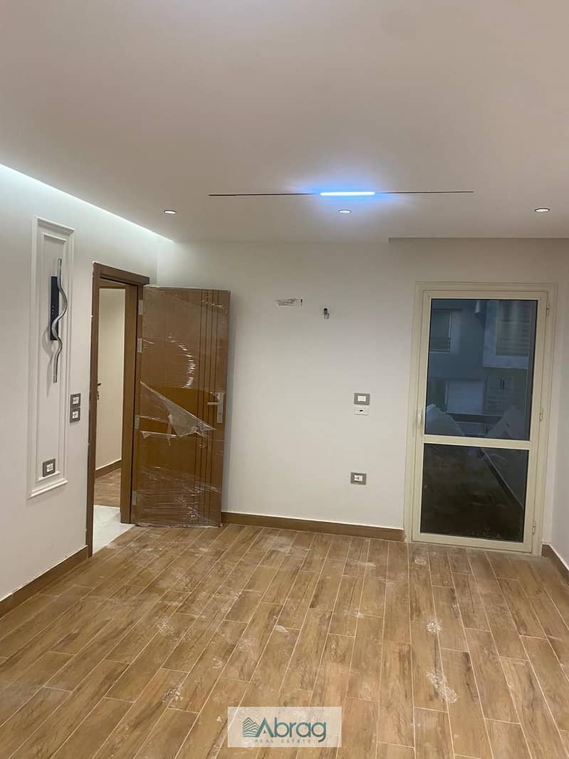 4 WhatsApp Image 2025-11-10 at 16.58. 54 (3). jpeg