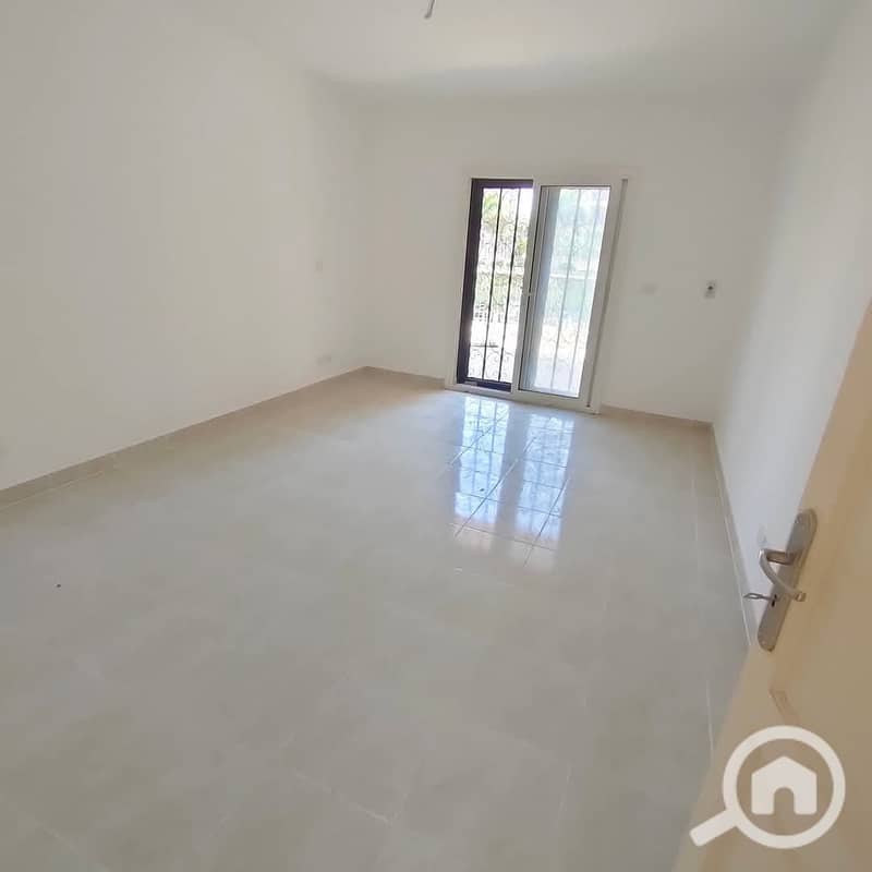 8 صورة واتساب بتاريخ 2025-12-02 في 17.07. 56_b7436a0f. jpg