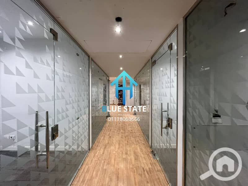 9 01118063666 (75). png