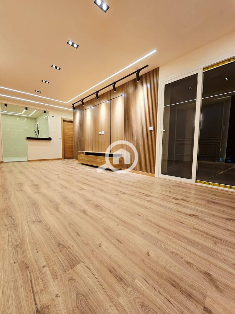 6 صورة واتساب بتاريخ 2025-12-02 في 00.55. 41_1e5fb166. jpg