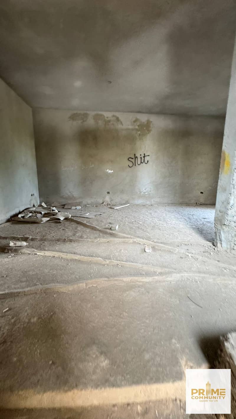 8 WhatsApp Image 2025-09-11 at 14.28. 12_2b5108cc. jpg