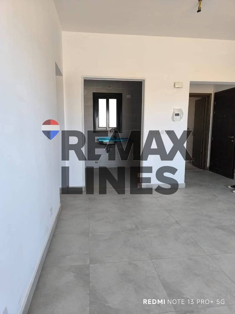 4 0d289b5d-1168-4dc7-a5c0-70d228479341. jpg