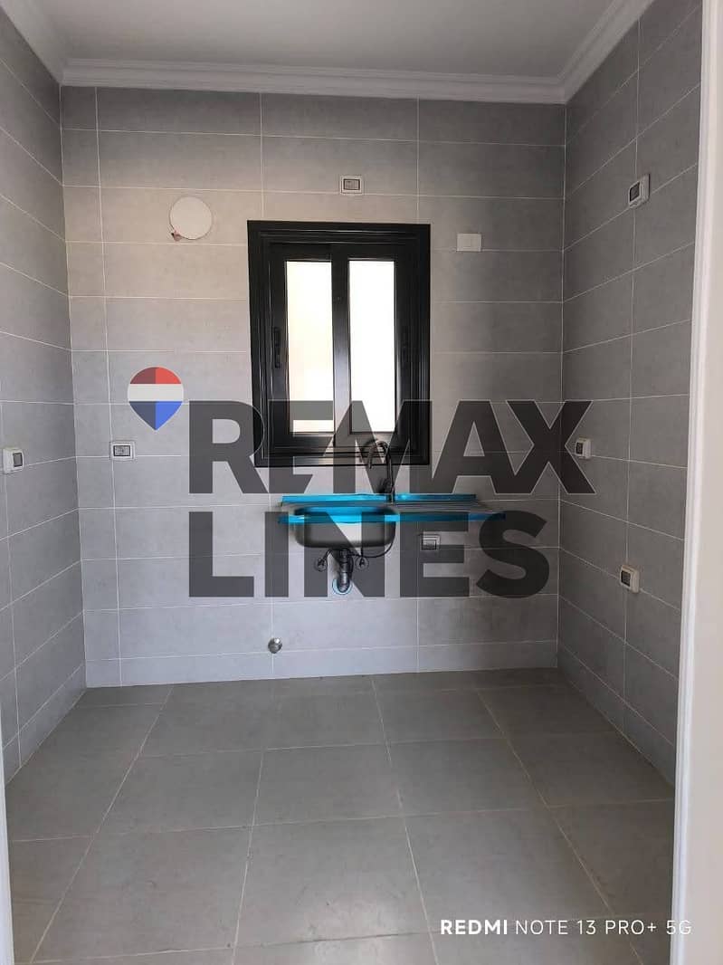 5 bca7d249-dab8-4247-8b44-09b6d700dfb6. jpg